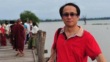 李进-云南华文学院副院长