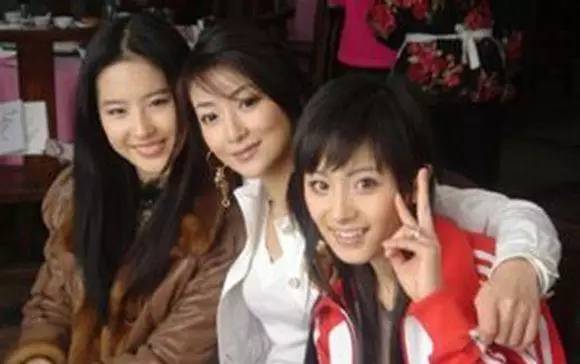 明星的珍贵合影,你看过的不会超过5张|游泳衣|