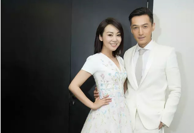 一问一答 | 郑恺人品、宋仲基整容、胡歌闫妮关系、 黄晓明耍大牌