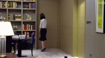 单数:is my key in the room   hotel key card