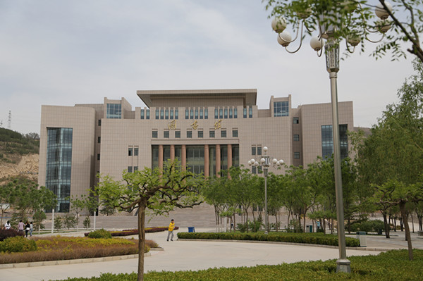 兰州工业学院 图书馆图片